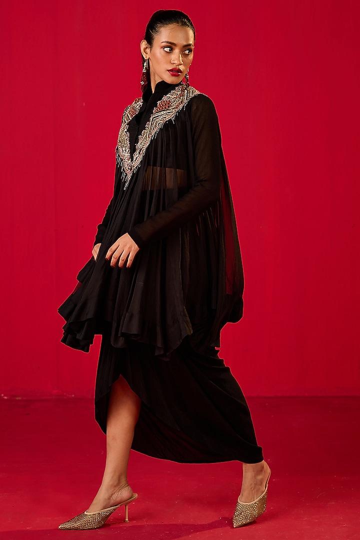Black Crepe Dhoti Set by Rouble Vohra D at Pernia's Pop Up Shop