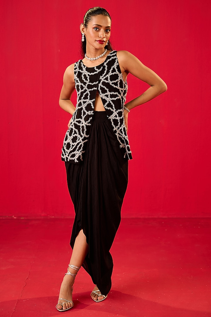 Black Georgette Skirt Set by Rouble Vohra D at Pernia's Pop Up Shop