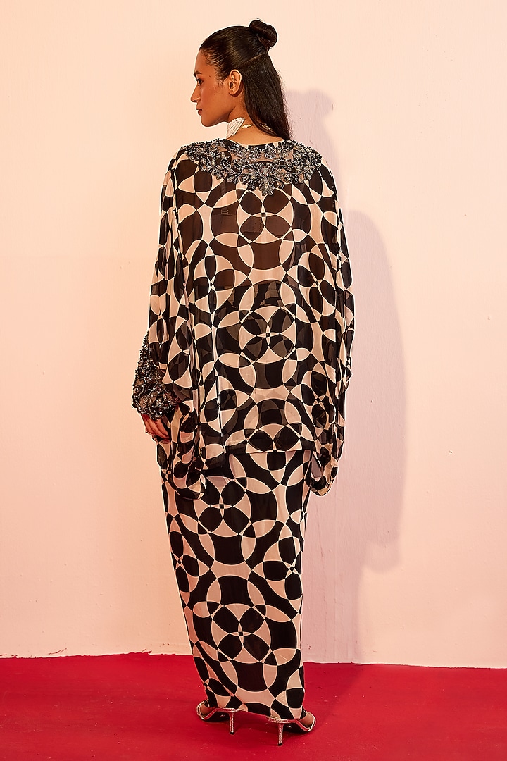 Black & White Organza Crepe Dhoti Set by Rouble Vohra D at Pernia's Pop Up Shop