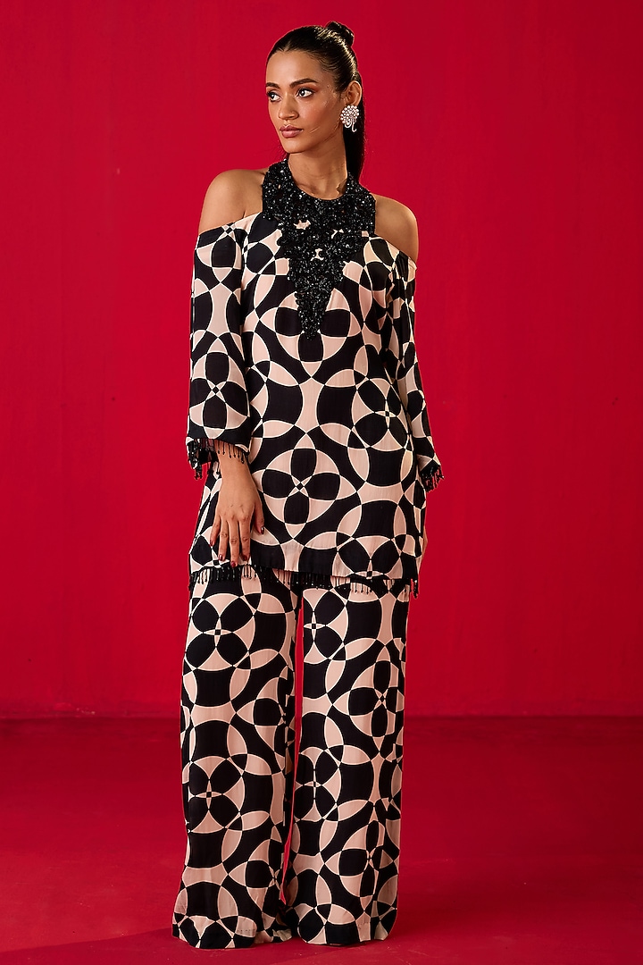 Black & White Crepe Printed Co-Ord Set by Rouble Vohra D at Pernia's Pop Up Shop