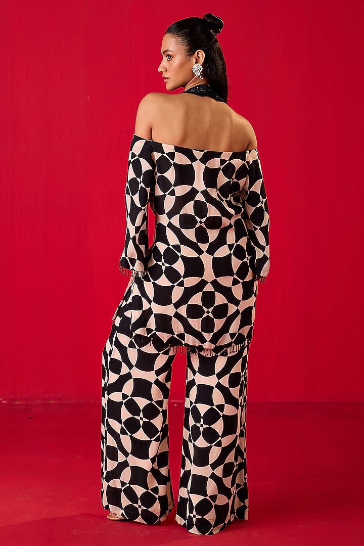 Black & White Crepe Printed Co-Ord Set by Rouble Vohra D at Pernia's Pop Up Shop