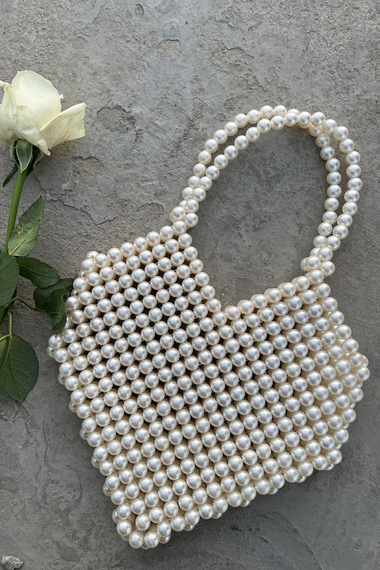 Amazon.com: RARITYUS Women Evening Bag Silk-Like Satin Rose Shaped Clutch Handbag  Purse with Elegant Metal Handle for Party Wedding : Clothing, Shoes &  Jewelry