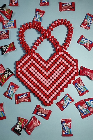 Pink & Red Acrylic Beads Heart-Shaped Bag by Rubilon