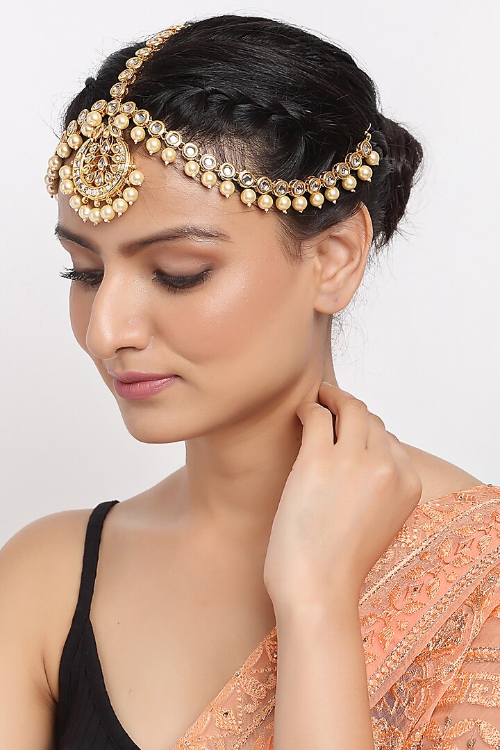 Gold Finish Kundan Polki & Pearl Mathapatti by Ruby Raang at Pernia's Pop Up Shop