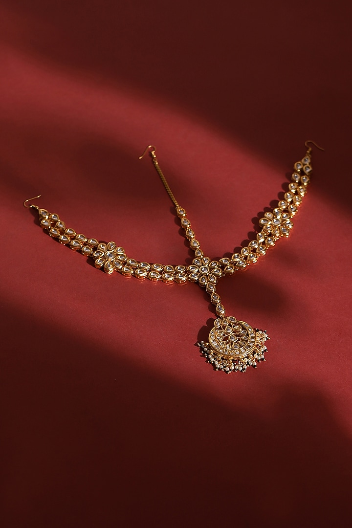 Gold Finish White Kundan Polki & Pearl Mathapatti by Ruby Raang at Pernia's Pop Up Shop