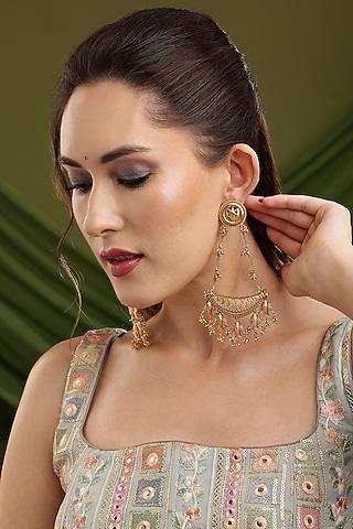 Gold Finish Kundan Polki Chandelier Earrings by Ruby Raang