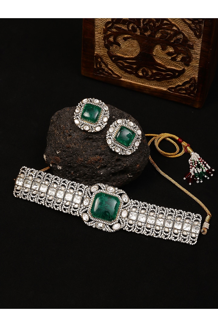 Gold Finish Emerald Stone & Moissanite Choker Necklace Set by Ruby Raang at Pernia's Pop Up Shop