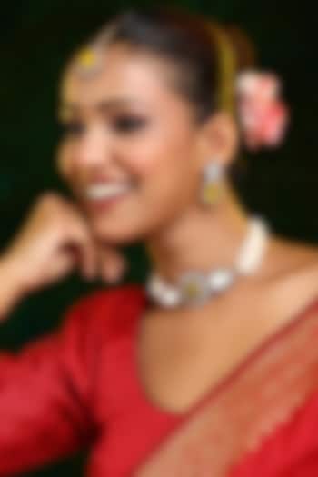 Oxidised Gold Finish Kundan Polki & Yellow Stone Necklace Set by Ruby Raang at Pernia's Pop Up Shop