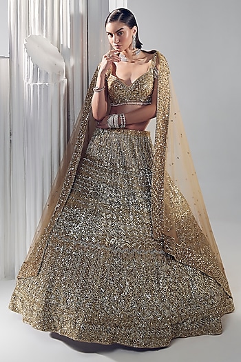 Gold Net & Silk Embroidered Bridal Lehenga Set by Ruchika Hurria at Pernia's Pop Up Shop