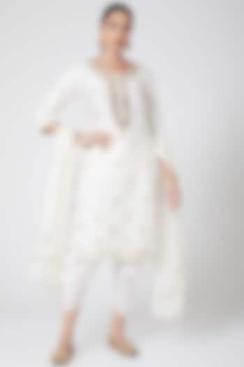 White Embroidered Kurta Set by Ruh Clothing