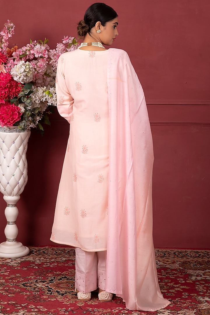 Peach Hand Embroidered Kurta Set by Ruh Clothing at Pernia's Pop Up Shop
