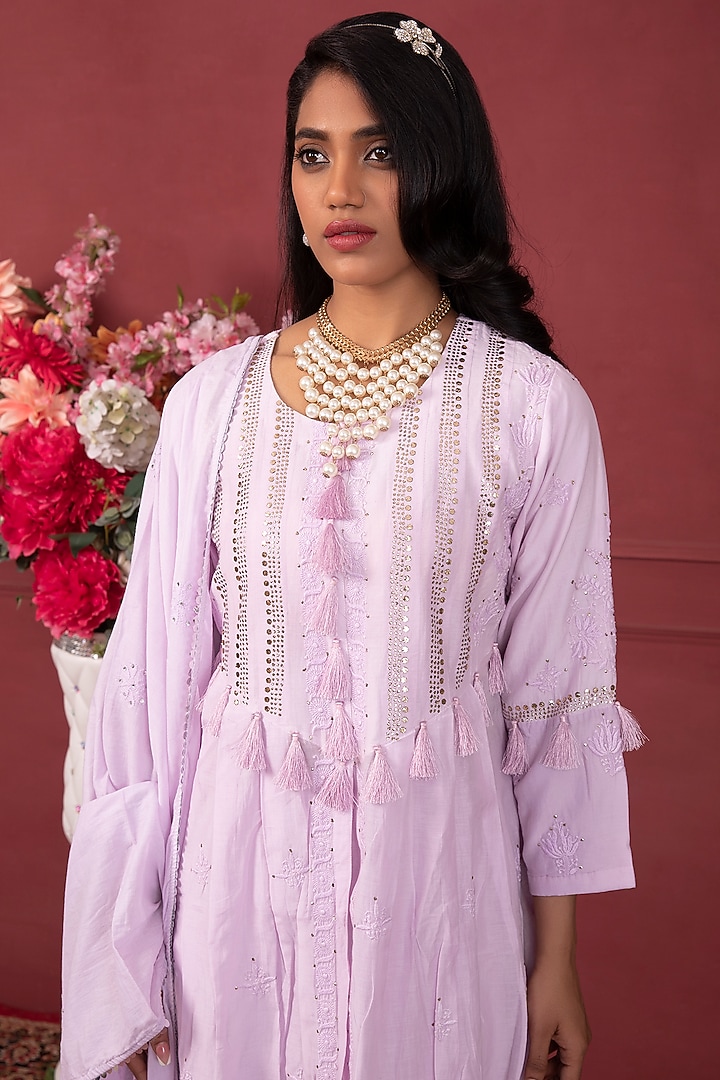 Lavender Embroidered Kurta Set by Ruh Clothing at Pernia's Pop Up Shop