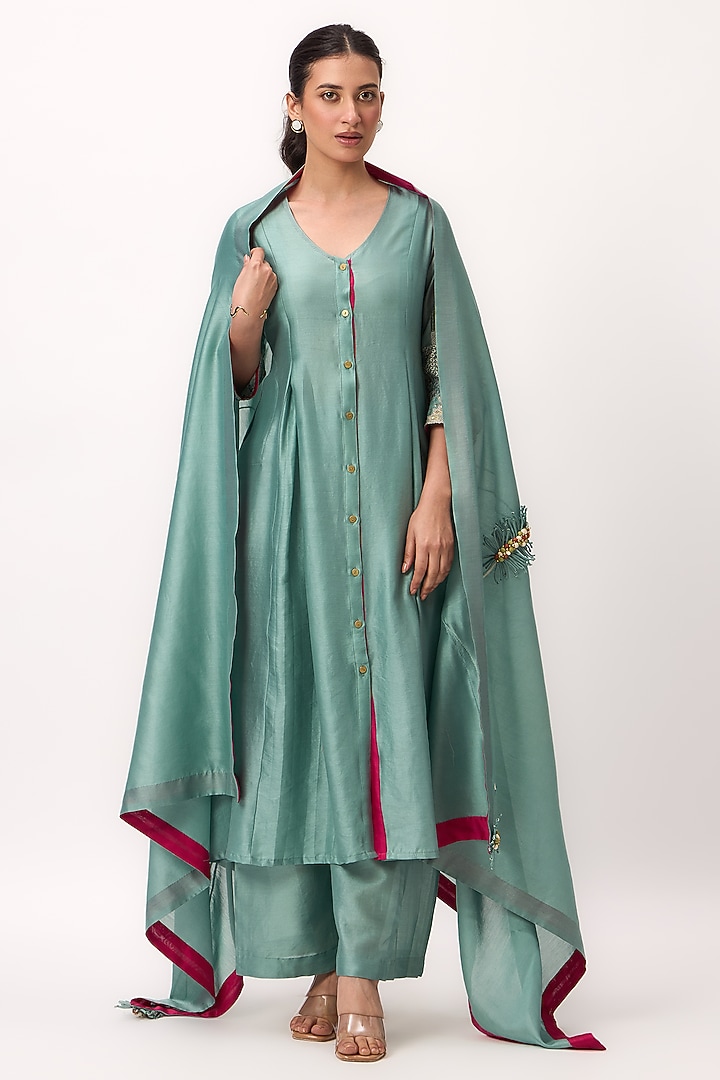 Warm Teal Muslin Silk Thread Embroidered Kurta Set by Ruchi Marodia at Pernia's Pop Up Shop