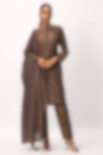 Wood Brown Chanderi Handpainted Straight Kurta Set by Ruchi Marodia at Pernia's Pop Up Shop