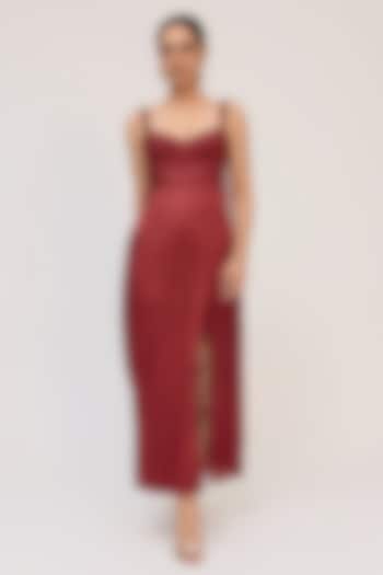 Mahogany Red Bamboo Cotton Embroidered Tunic Set by Ruchi Marodia at Pernia's Pop Up Shop