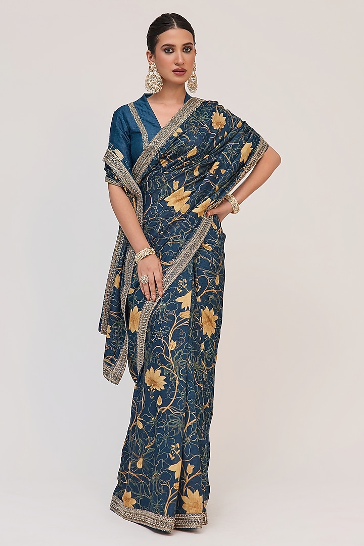 Royal Blue Munga Silk Digital Printed & Zardosi Hand Embroidered Wedding Saree Set by Ruchi Marodia at Pernia's Pop Up Shop