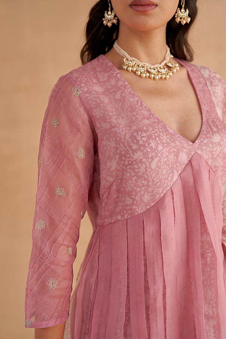 Blush Pink Muslin Silk Block Printed & Zardosi Embroidered Kurta Set by Ruchi Marodia at Pernia's Pop Up Shop