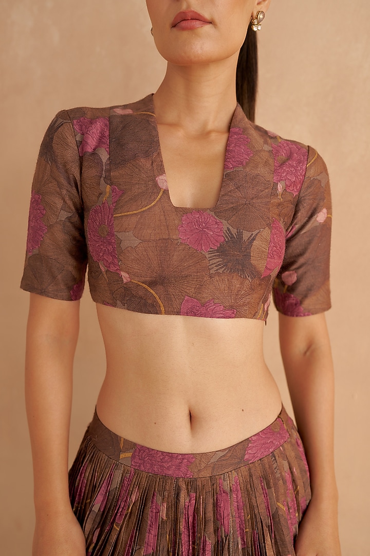 Walnut Brown Moonga Silk Digital Printed Lehenga Set by Ruchi Marodia at Pernia's Pop Up Shop