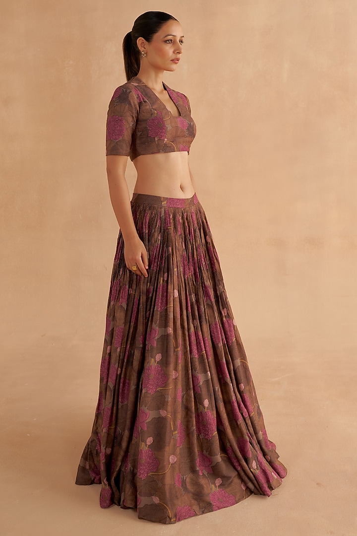 Walnut Brown Moonga Silk Digital Printed Lehenga Set by Ruchi Marodia at Pernia's Pop Up Shop