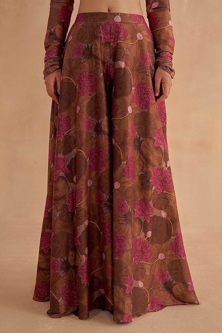Walnut Brown Chanderi Silk Zardosi Embroidered Kurta Set by Ruchi Marodia at Pernia's Pop Up Shop