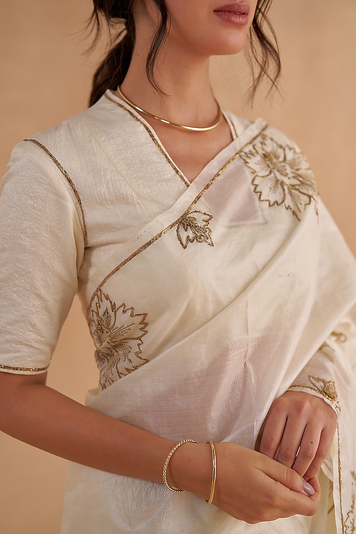 Ivory Paper Tussar Silk Zardosi Embroidered Wedding Saree Set by Ruchi Marodia at Pernia's Pop Up Shop