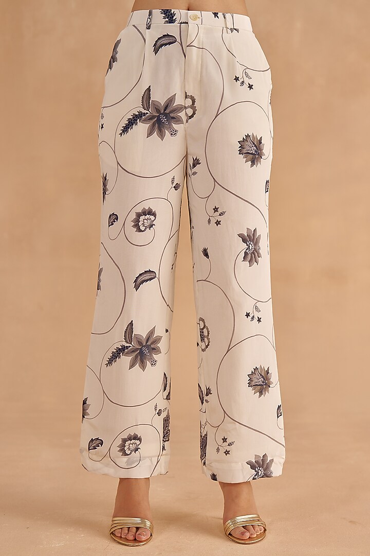 White & Black Crepe Silk Digital Printed Co-Ord Set by Ruchi Marodia at Pernia's Pop Up Shop
