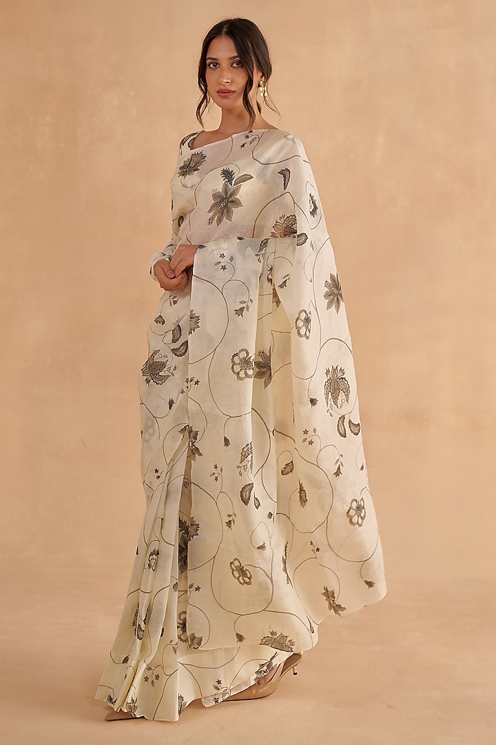 Ivory Paper Tussar Silk Digital Printed Party Wear Saree Set by Ruchi Marodia at Pernia's Pop Up Shop