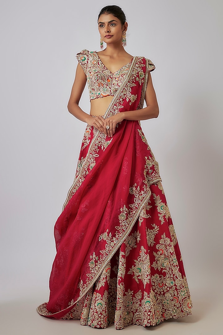 Red Pure Silk Zardosi Embroidered Bridal Lehenga Set by Mrunalini Rao at Pernia's Pop Up Shop