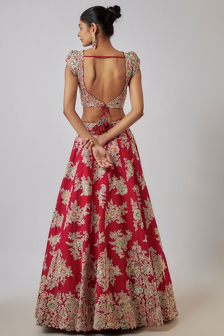 Red Pure Silk Zardosi Embroidered Bridal Lehenga Set by Mrunalini Rao at Pernia's Pop Up Shop