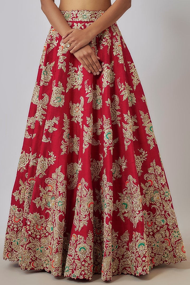 Red Pure Silk Zardosi Embroidered Bridal Lehenga Set by Mrunalini Rao at Pernia's Pop Up Shop
