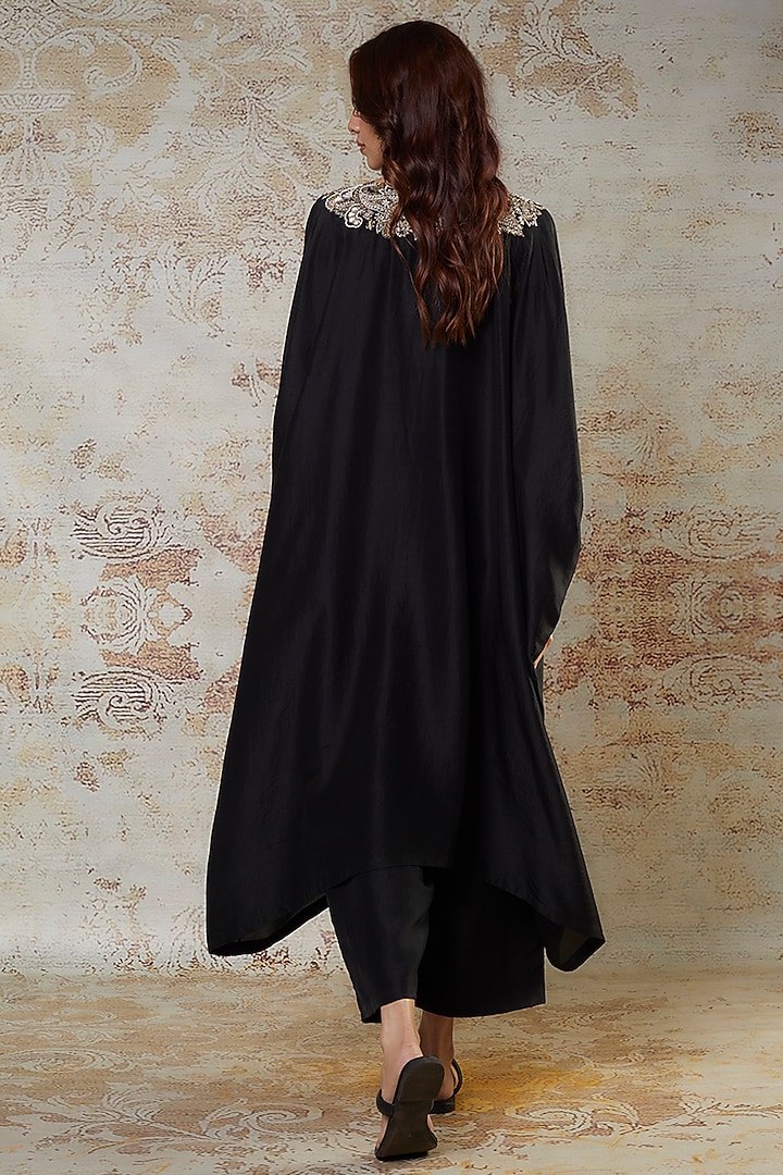 Black Silk Zardosi Embroidered Kurta Set by Mrunalini Rao at Pernia's Pop Up Shop