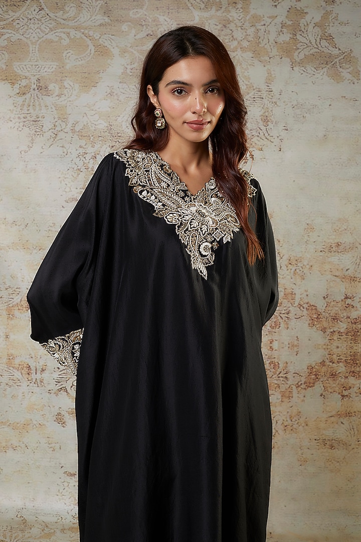 Black Silk Zardosi Embroidered Kurta Set by Mrunalini Rao at Pernia's Pop Up Shop