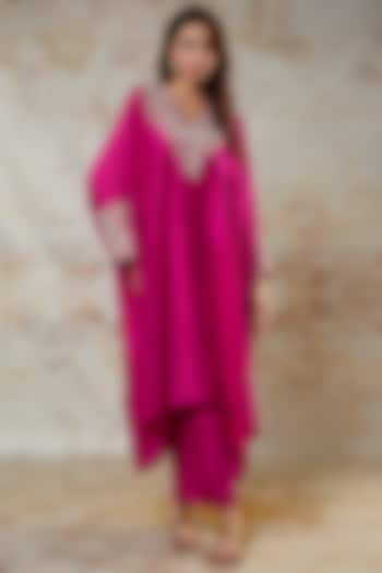 Fuchsia Silk Zardosi Embroidered Kurta Set by Mrunalini Rao at Pernia's Pop Up Shop