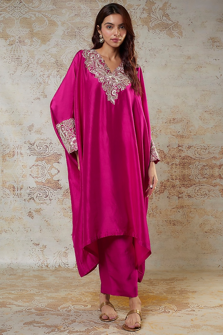 Fuchsia Silk Zardosi Embroidered Kurta Set by Mrunalini Rao at Pernia's Pop Up Shop