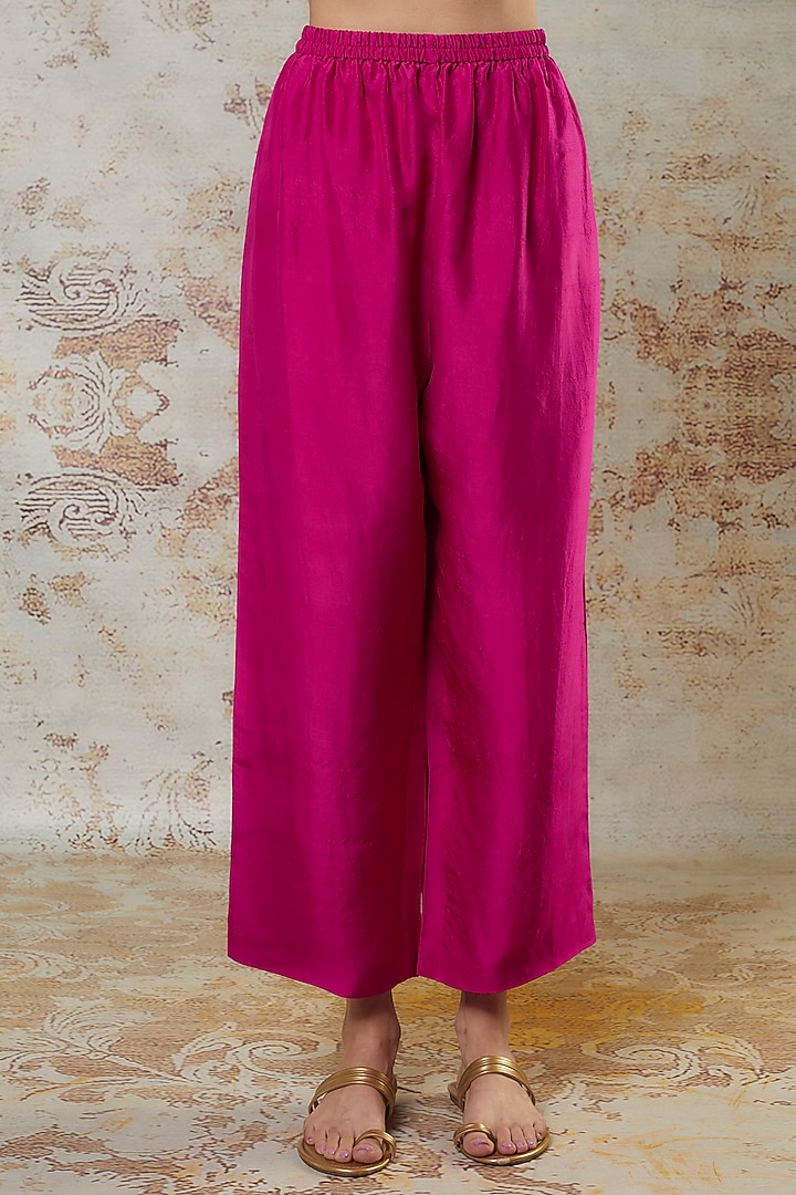 Fuchsia Silk Zardosi Embroidered Kurta Set by Mrunalini Rao at Pernia's Pop Up Shop