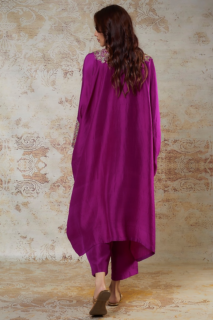 Magenta Silk Zardosi Embroidered Kurta Set by Mrunalini Rao at Pernia's Pop Up Shop
