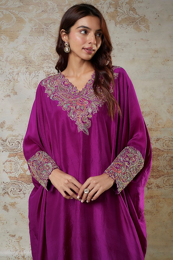 Magenta Silk Zardosi Embroidered Kurta Set by Mrunalini Rao at Pernia's Pop Up Shop