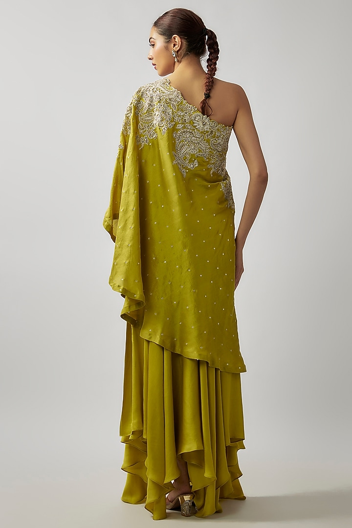 Lime Green Pure Silk Zardosi & Resham Embroidered Kaftan Set by Mrunalini Rao at Pernia's Pop Up Shop