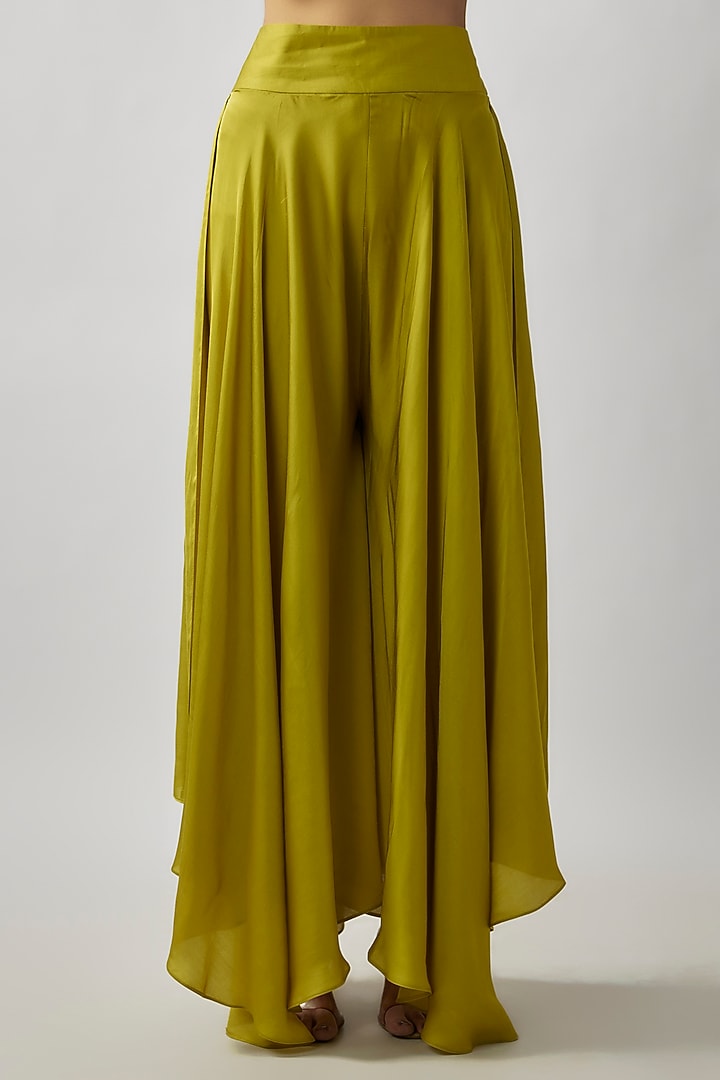 Lime Green Pure Silk Zardosi & Resham Embroidered Kaftan Set by Mrunalini Rao at Pernia's Pop Up Shop