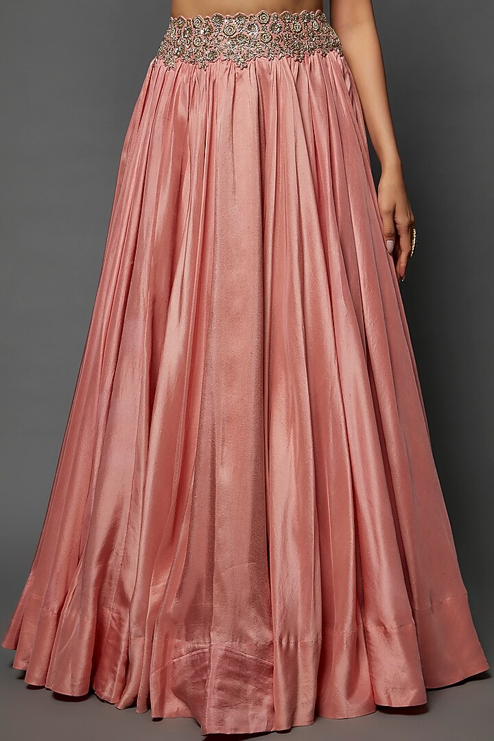 Peach Organza & Raw Silk Embroidered Cape Set by Mrunalini Rao at Pernia's Pop Up Shop