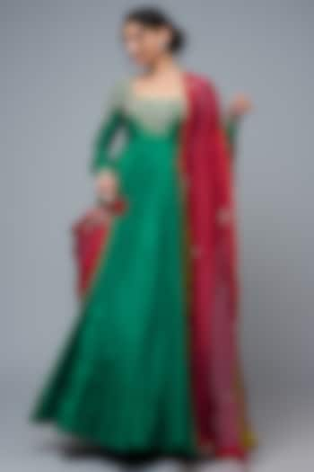 Green Raw Silk zardosi Embroidered Anarkali Set by Mrunalini Rao at Pernia's Pop Up Shop