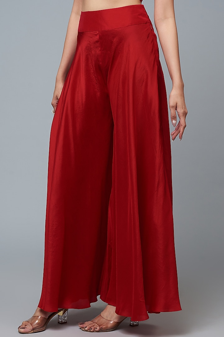 Red Raw Silk Embroidered Jacket Set by Mrunalini Rao at Pernia's Pop Up Shop