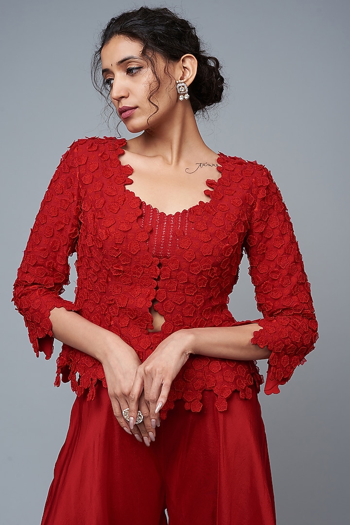 Red Raw Silk Embroidered Jacket Set by Mrunalini Rao at Pernia's Pop Up Shop