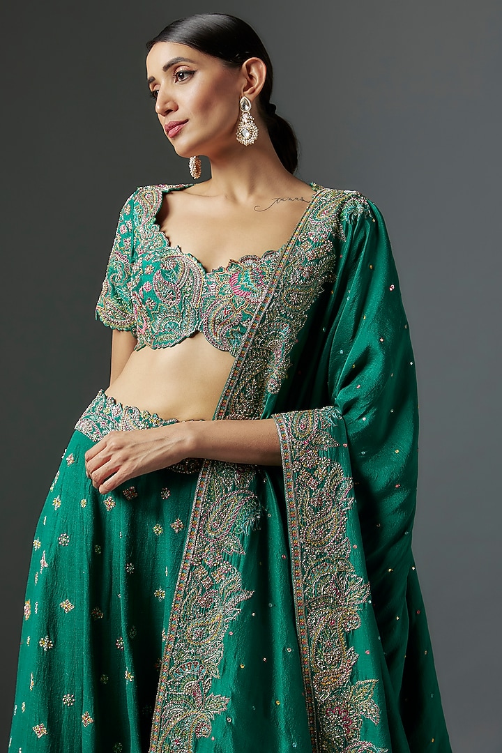 Green Raw Silk Resham Embroidered Bridal Lehenga Set by Mrunalini Rao at Pernia's Pop Up Shop