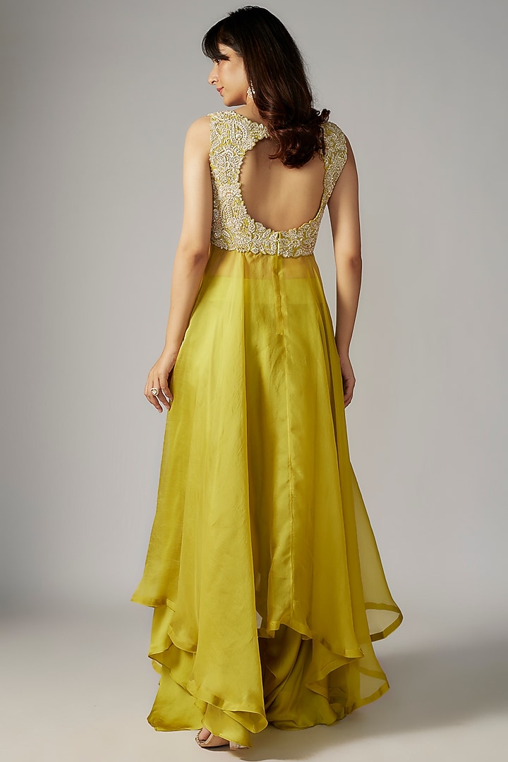 Lime Green Raw Silk & Organza Resham Embroidered Bridal Anarkali Set by Mrunalini Rao at Pernia's Pop Up Shop