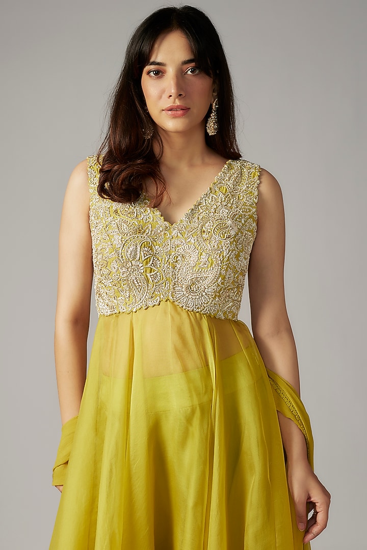 Lime Green Raw Silk & Organza Resham Embroidered Bridal Anarkali Set by Mrunalini Rao at Pernia's Pop Up Shop