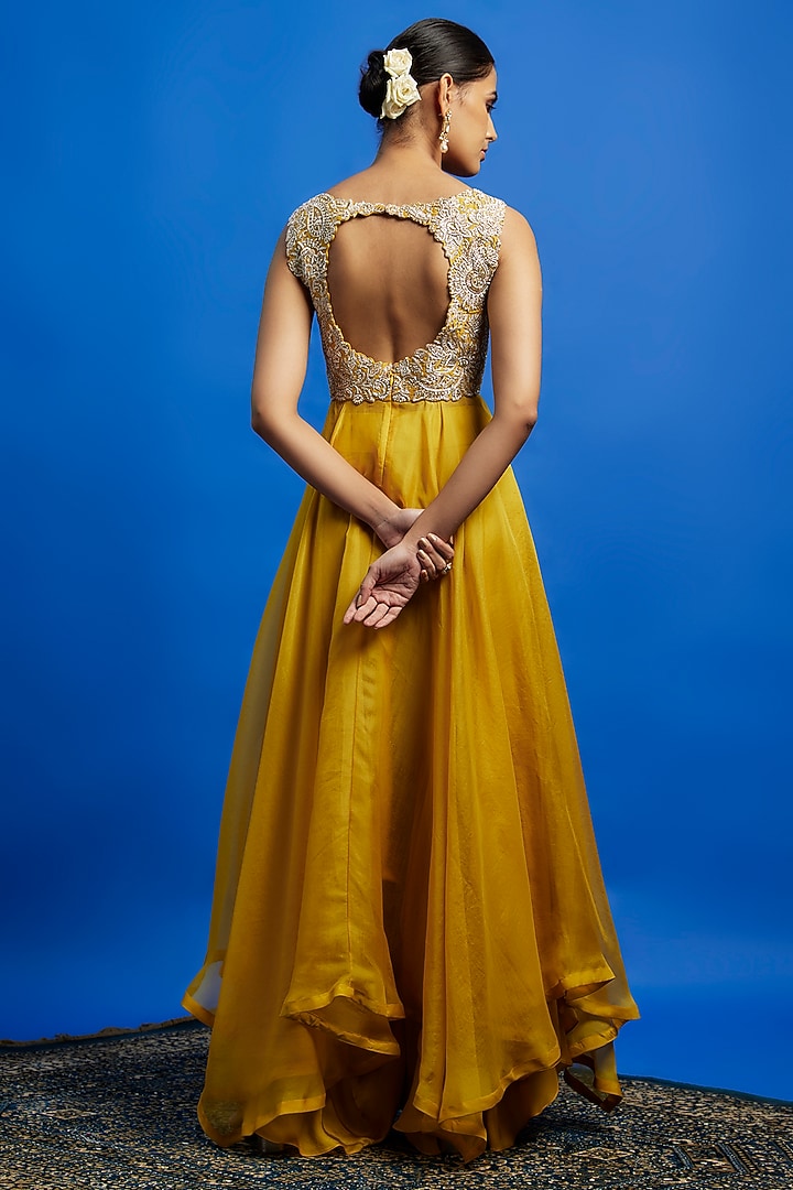 Yellow Organza Zardosi Embroidered Bridal Anarkali Set by Mrunalini Rao at Pernia's Pop Up Shop