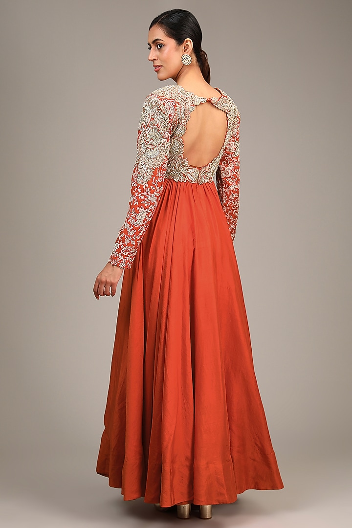 Orange Silk Resham & Zardosi Embroidered Bridal Anarkali Set by Mrunalini Rao at Pernia's Pop Up Shop