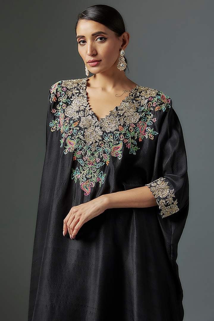 Black Pure Silk Zardosi & Resham Embroidered Kurta Set by Mrunalini Rao at Pernia's Pop Up Shop