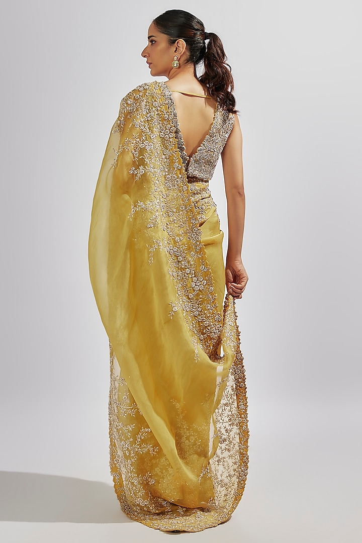Yellow Organza Hand Embroidered Saree Set by Mrunalini Rao at Pernia's Pop Up Shop
